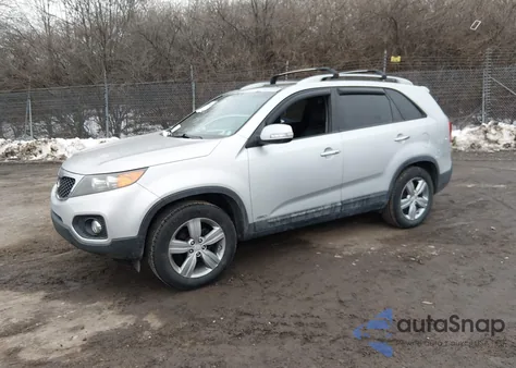 2011 Ford Expedition Limited z USA, uszkodzony, nr VIN 1FMJU2A57BEF35729